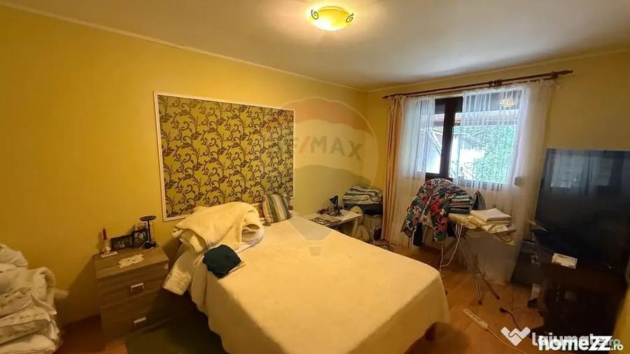 Casă cu 5 camere cu Teren 1000 Mp în Ciușlea