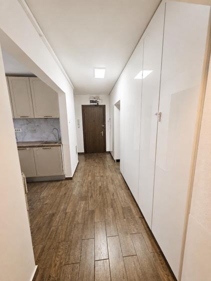 Apartament cu 3 camere decomandat, mobilat în Unirii