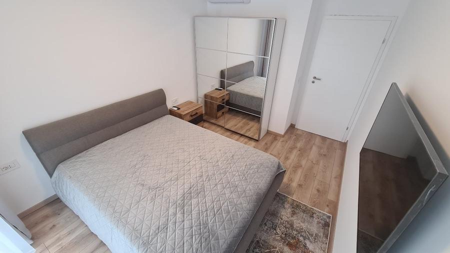 Apartament cu 2 camere semidecomandat, mobilat în Aviației