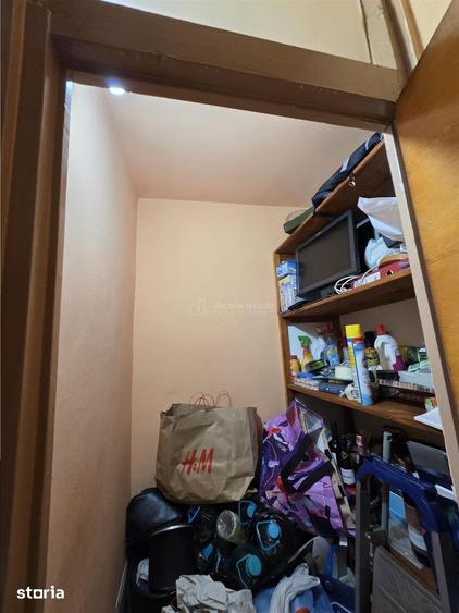 Apartament cu 2 camere în Văcăresti