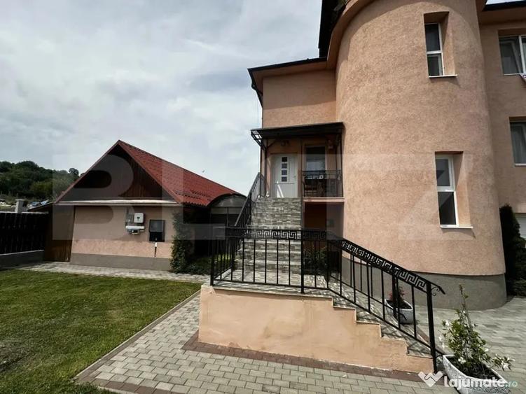 Casă cu 5 camere cu Teren 1000 Mp în Central
