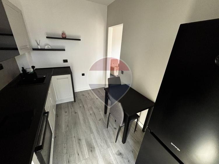 Apartament cu 2 camere decomandat, mobilat în Florești