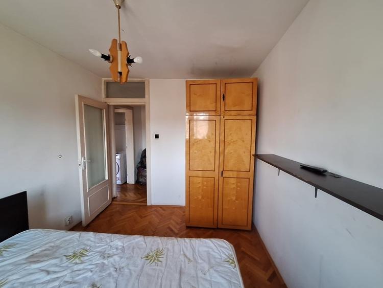 Apartament cu 3 camere decomandat, mobilat în Lipovei