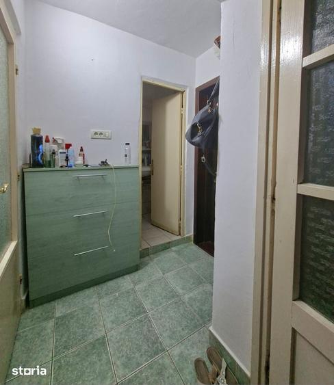 Garsonieră decomandată în Central