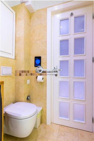 Apartament cu 3 camere decomandat în Copou