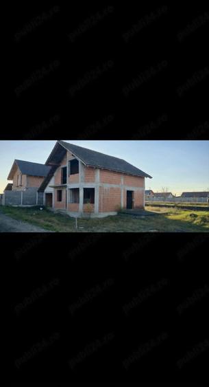 Casă cu 3 camere cu Teren 500 Mp în Sânmihaiu German