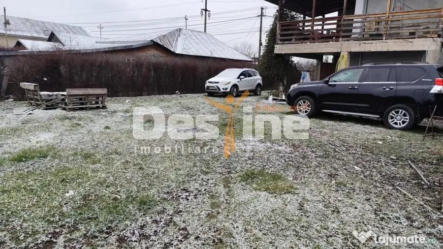 Casă cu 7 camere cu Teren 775 Mp în Păulești