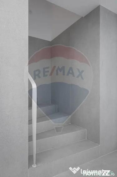 Apartament cu 4 camere decomandat în Națiunile Unite