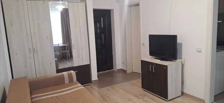Garsonieră semidecomandată în Central