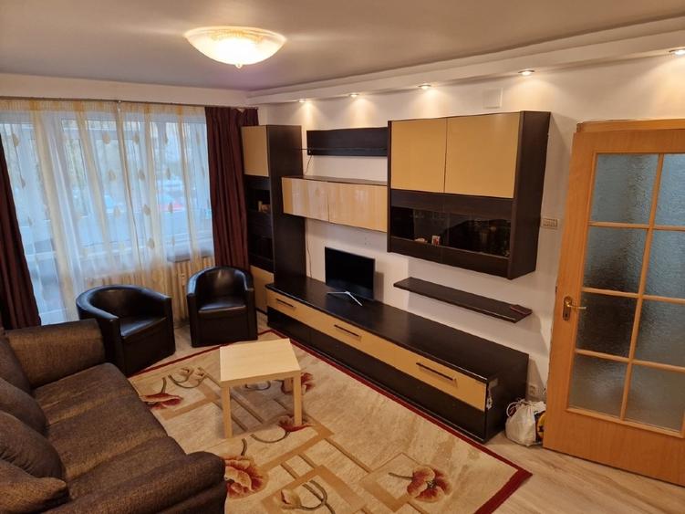 Apartament cu 2 camere decomandat în 1 Decembrie 1918