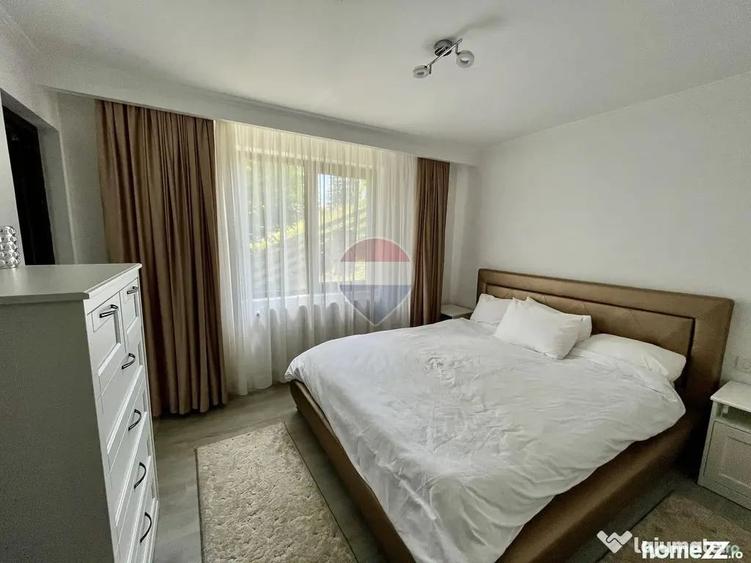 Casă cu 7 camere cu Teren 7661 Mp în Cheia