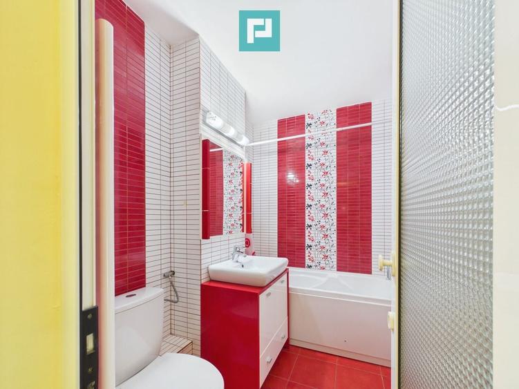 Apartament cu 3 camere decomandat în Alfa