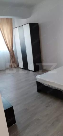 Apartament cu 2 camere semidecomandat, mobilat în Galata