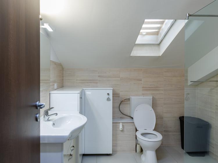 Duplex cu 4 camere cu Canalizare în Drumul Taberei