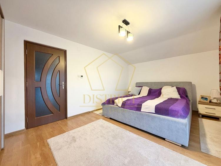 Duplex cu 4 camere cu Canalizare în Giroc