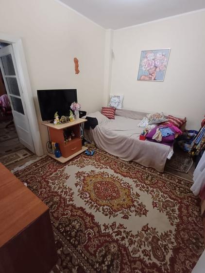 Casă cu 3 camere cu Canalizare în Faleza Nord