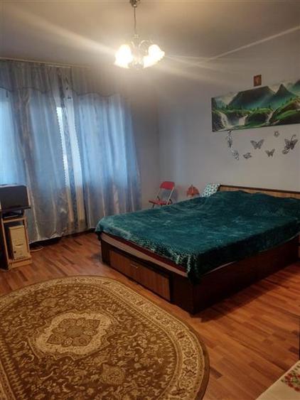 Casă cu 6 camere cu Teren 250 Mp în Colentina