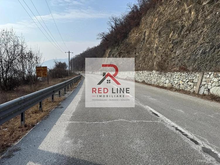 Teren de 526 mp, în Dubova