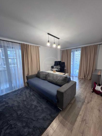 Apartament cu 2 camere decomandat în Florești
