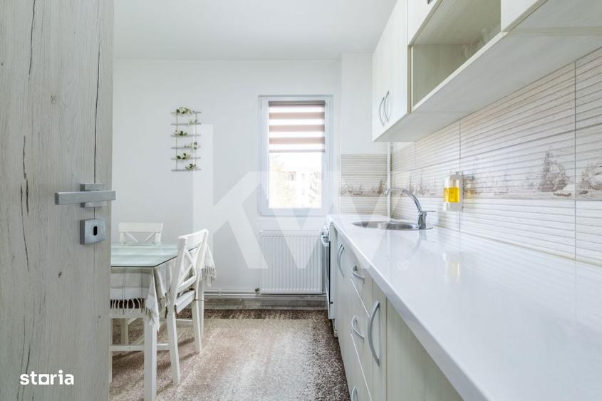 Apartament cu 3 camere semidecomandat, mobilat în Astra