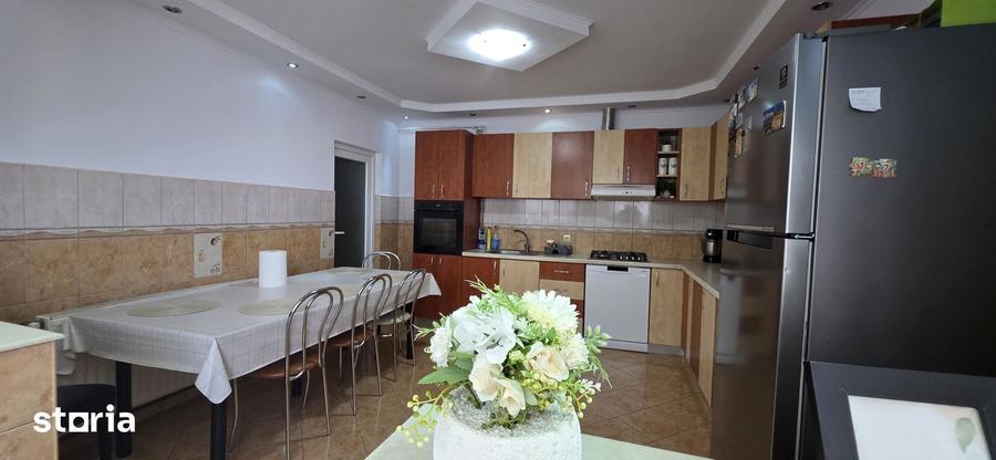 Casa Familiala | Gata de mutare | Centrala pe gaz | Velen?a Oradea - 1