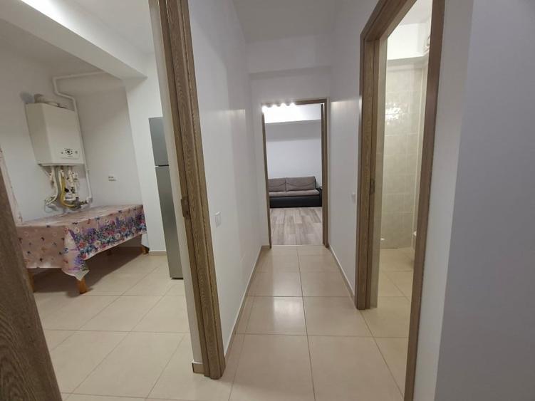 Apartament cu 2 camere decomandat, mobilat în Roșu