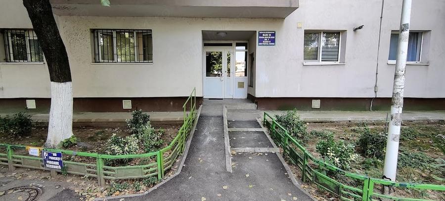 Apartament cu 3 camere decomandat în Politehnica