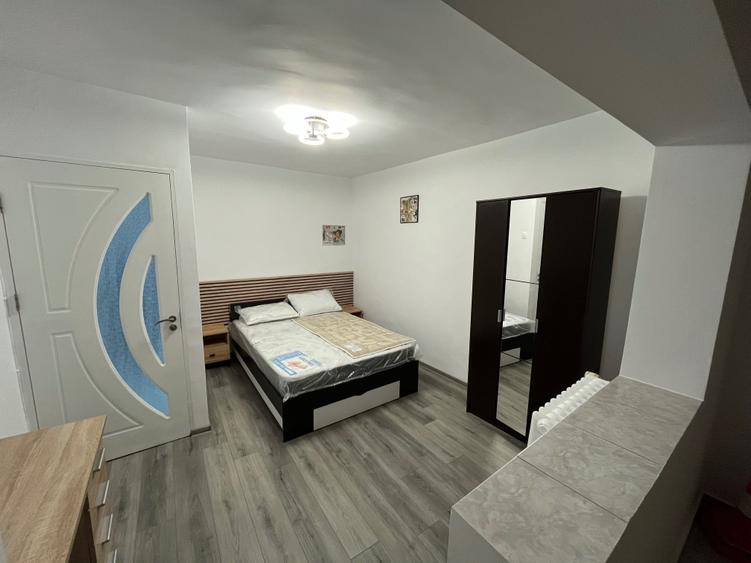 Apartament decomandat în 1 Mai