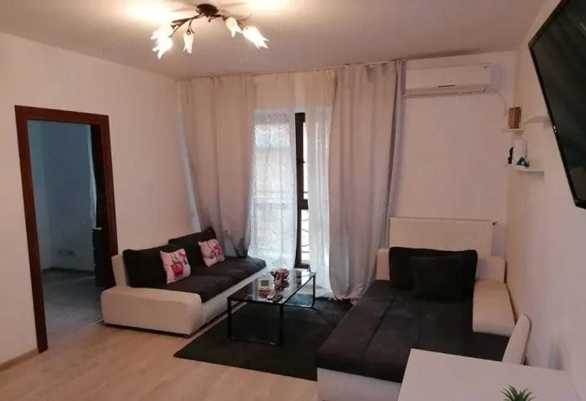 Apartament cu 3 camere decomandat în Calea Călărașilor