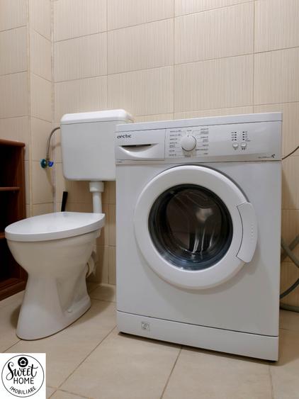 Apartament cu 2 camere decomandat în Păcii