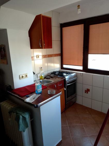 Garsonieră decomandată în Central