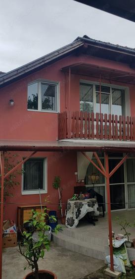 Casă cu 6 camere cu Teren 267 Mp în Cantemir