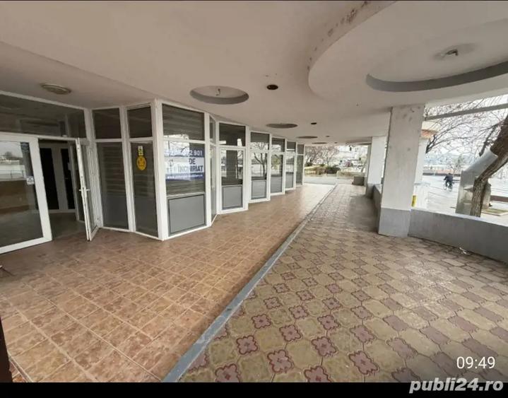 Spațiu comercial, de 450 mp, în Central