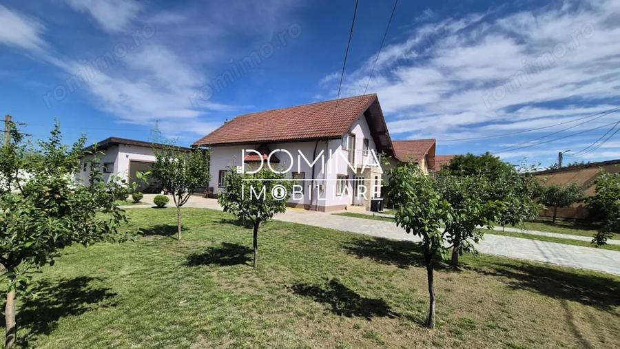 Casă cu Teren 1209 Mp în Central