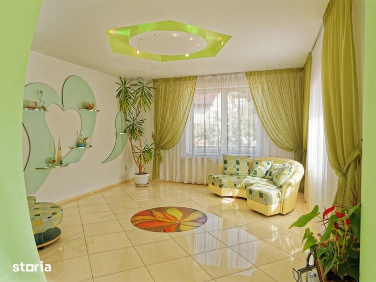 Casă cu 4 camere cu Teren 960 Mp în Central