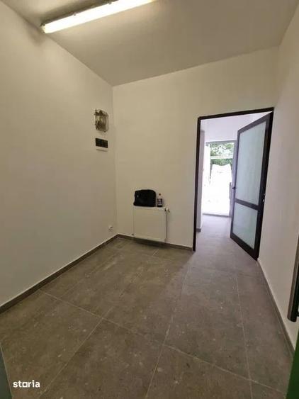 Spațiu comercial, de 43 mp, în Gara de Nord