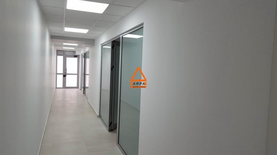 Birou, de 300 mp, în Centru Civic
