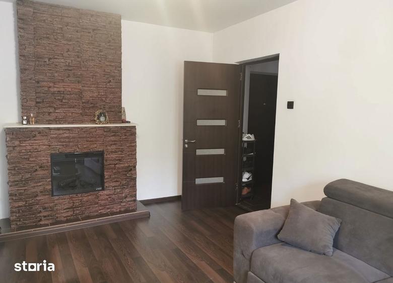 Apartament cu 2 camere decomandat în 13 Septembrie