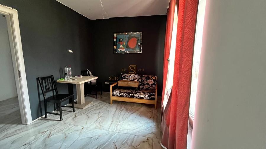 Casă individuală cu 5 camere cu Canalizare în Berceni