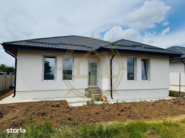 Casă cu 3 camere cu Teren 407 Mp în Crevedia