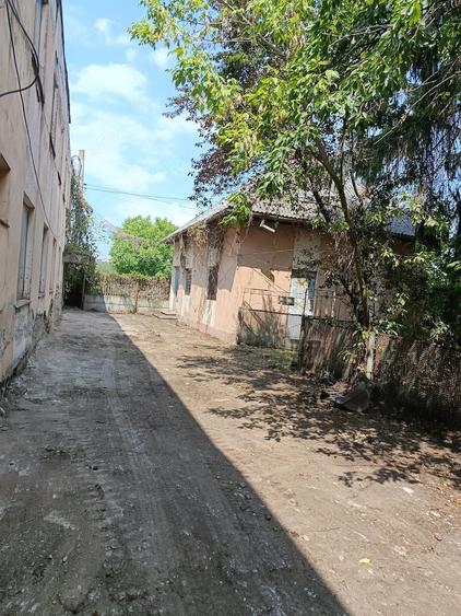 Spațiu comercial, de 700 mp, în Central