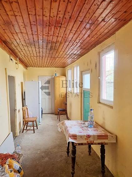Casă cu 2 camere cu Teren 1439 Mp în Gurbediu