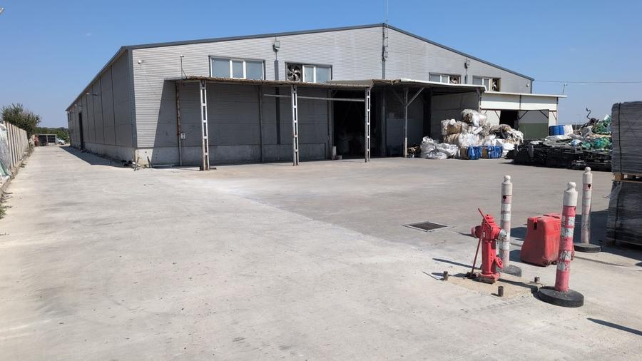 Spațiu comercial, de 3,500 mp, în Brănești