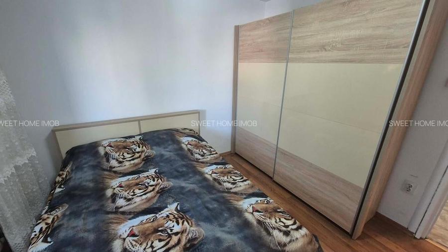 Apartament cu 3 camere decomandat în Lacul Tei