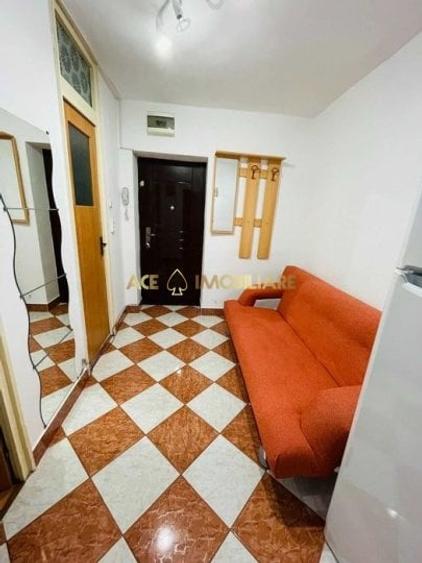 Garsonieră decomandată, mobilată în Colentina