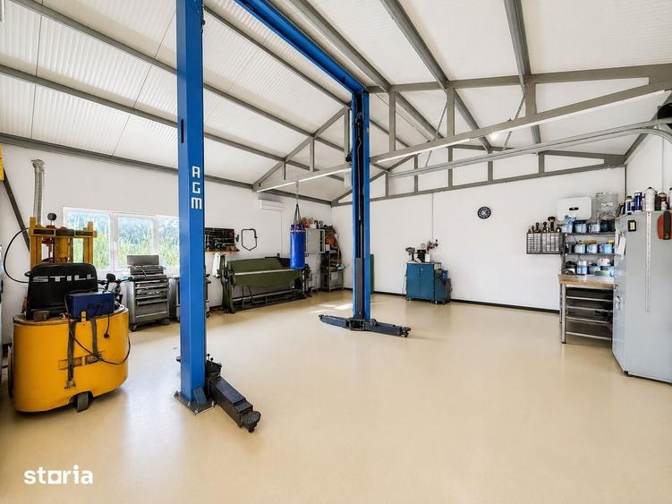 Casă cu 5 camere decomandat cu Teren 3000 Mp în Oșorhei