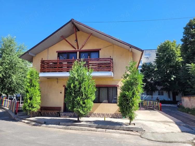 Casă cu 3 camere cu Teren 50 Mp în Gării
