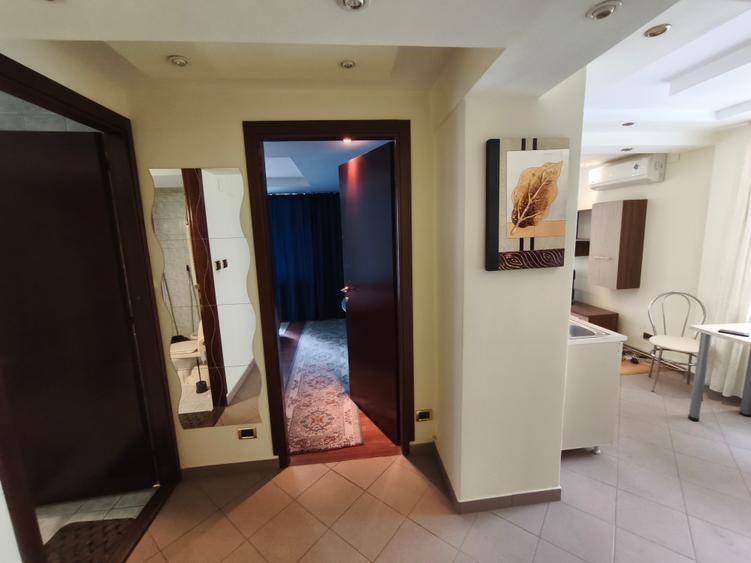 Apartament cu 2 camere decomandat, mobilat în Complex Studențesc
