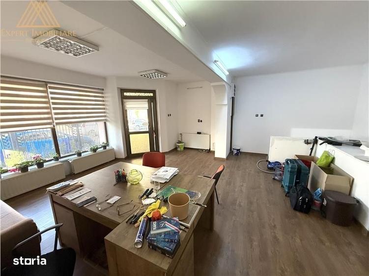 Spațiu comercial, de 60 mp, în Central