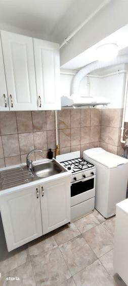 Persoana fizica - Inchiriez garsoniera renovata - Baia Mare str. Garii - 1